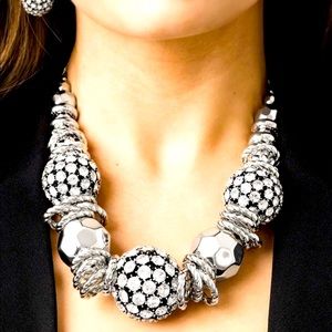 🔥🔥🔥THE BARBARA - PAPARAZZI - ZI COLLECTION 2019 - RETIRED AND SOLD OUT